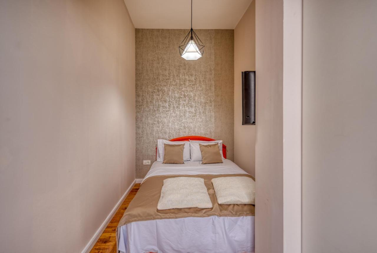 Apartments Vujosevic Tivat Buitenkant foto
